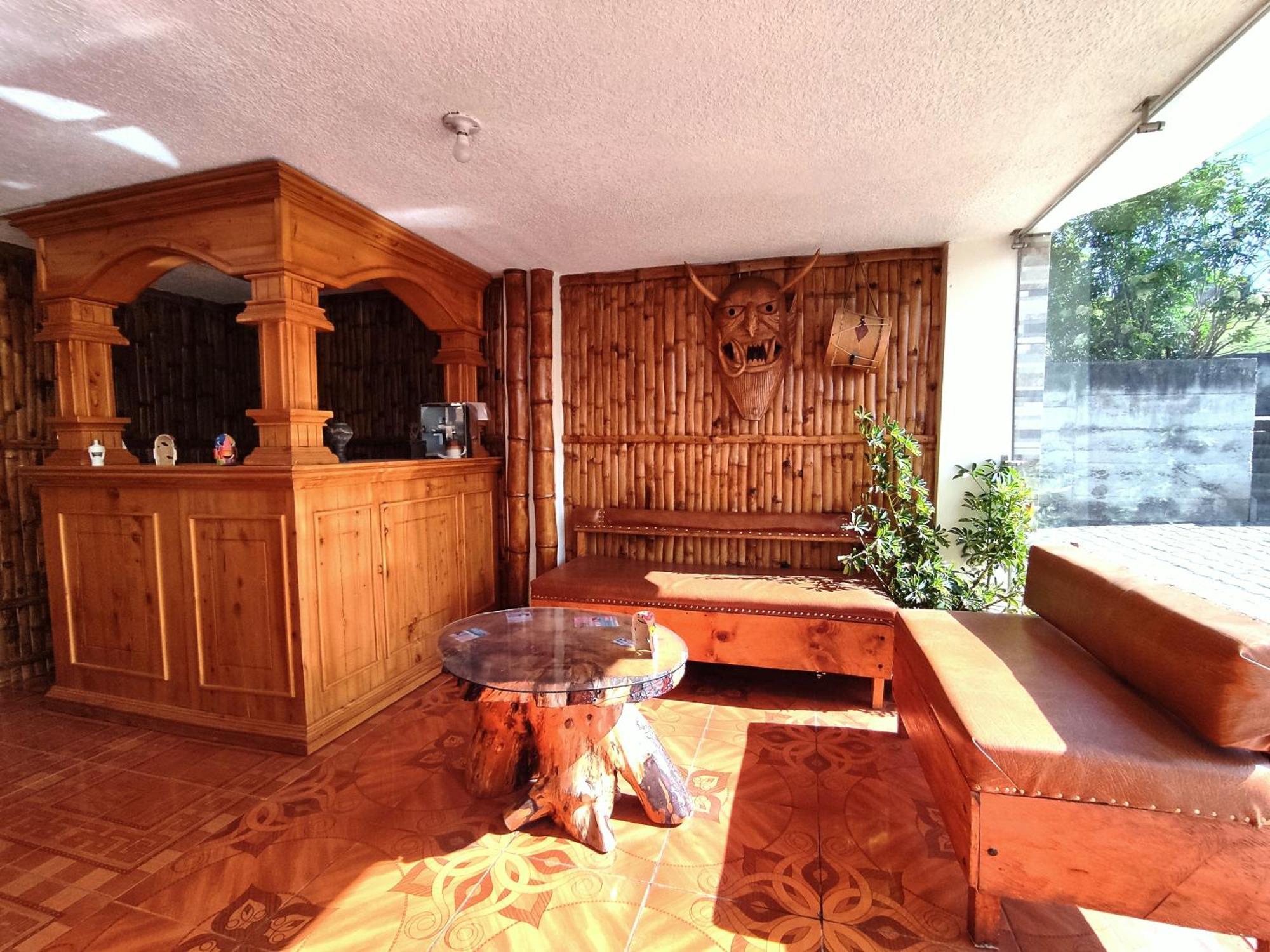 Miravalle Quilotoa Hotel Сумбагуа Экстерьер фото